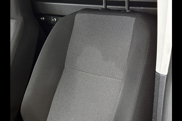 Peugeot Partner 1.2 Benzine 111PK Euro6 Premium / Airco / Navigatie / Cruise-ctr. / Schuifdeur + Raam / Radio multimedia / Apk nieuw