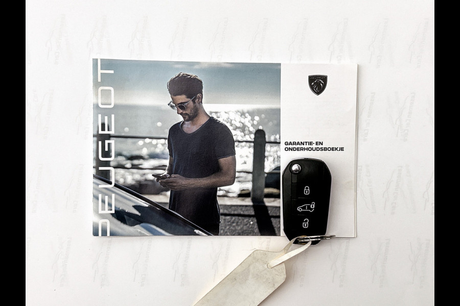 Peugeot Partner 1.2 Benzine 111PK Euro6 Premium / Airco / Navigatie / Cruise-ctr. / Schuifdeur + Raam / Radio multimedia / Apk nieuw