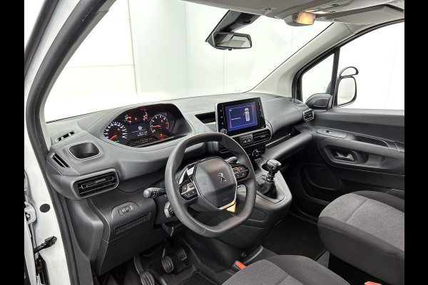 Peugeot Partner 1.2 Benzine 111PK Euro6 Premium / Airco / Navigatie / Cruise-ctr. / Schuifdeur + Raam / Radio multimedia / Apk nieuw