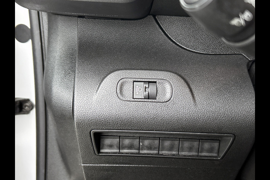 Peugeot Partner 1.2 Benzine 111PK Euro6 Premium / Airco / Navigatie / Cruise-ctr. / Schuifdeur + Raam / Radio multimedia / Apk nieuw