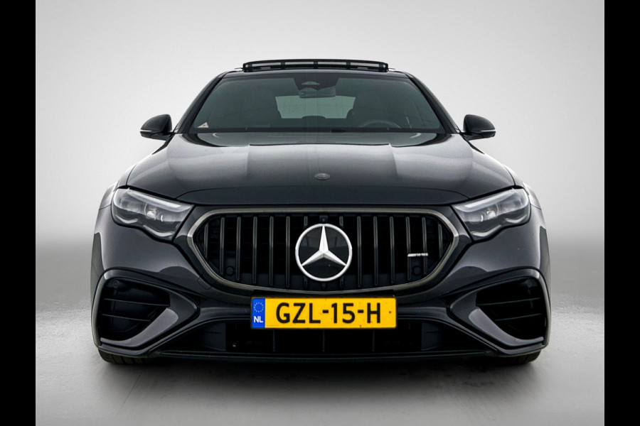 Mercedes-Benz E-Klasse AMG 53 4MATIC+ / NL Auto / Luchtvering (AMG RIDE CONTROL) / Panoramadak / Night Pakket / MBUX Superscreen / Achterasbesturing / Burmester / Plug-in hybride / Elektrisch rijbereik tot ca. 100 km /