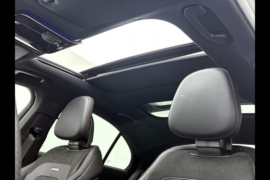 Mercedes-Benz E-Klasse AMG 53 4MATIC+ / NL Auto / Luchtvering (AMG RIDE CONTROL) / Panoramadak / Night Pakket / MBUX Superscreen / Achterasbesturing / Burmester / Plug-in hybride / Elektrisch rijbereik tot ca. 100 km /