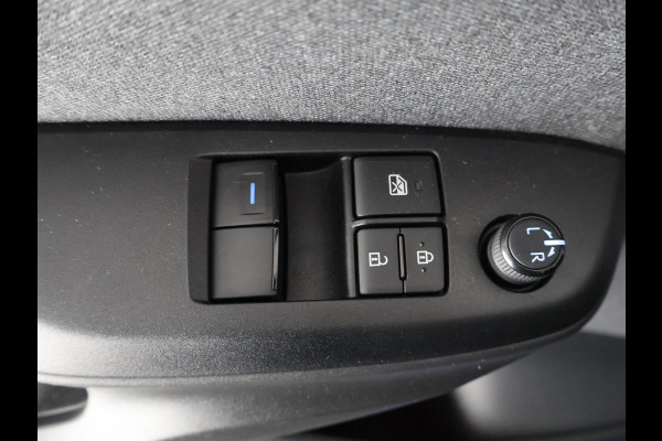 Toyota Yaris 1.5 HYBRID ACTIVE 1e EIG BLUELINE GARANTIE 2-2031 DEALER AUTO ! CARPLAY NAVIGATIE . SLECHTS 45.000 KM