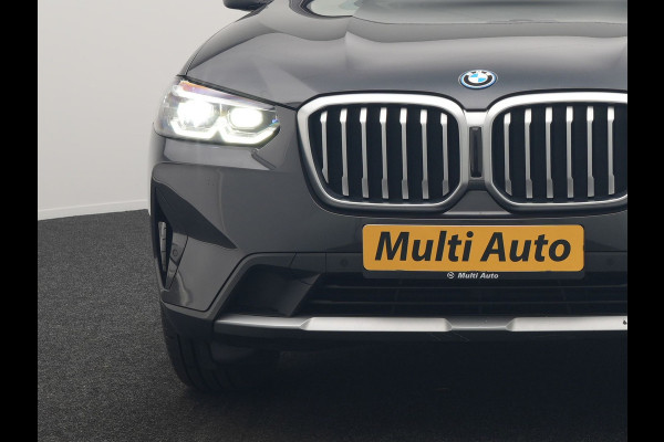 BMW X3 xDrive30e High Executive FACELIFT PHEV 293pk | Trekhaak Af Fabriek | Head Up | Camera | Harman / Kardon | Lederen Sportstoelen Memory & Ventilatie | Keyless | Blis | Stoelen & Stuur Verwarmd | Apple Carplay | Navigatie | DAB | Plug In Hybrid |