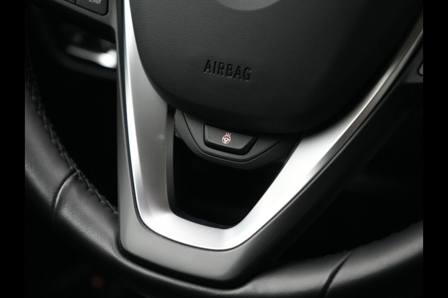 BMW X3 xDrive30e High Executive FACELIFT PHEV 293pk | Trekhaak Af Fabriek | Head Up | Camera | Harman / Kardon | Lederen Sportstoelen Memory & Ventilatie | Keyless | Blis | Stoelen & Stuur Verwarmd | Apple Carplay | Navigatie | DAB | Plug In Hybrid |