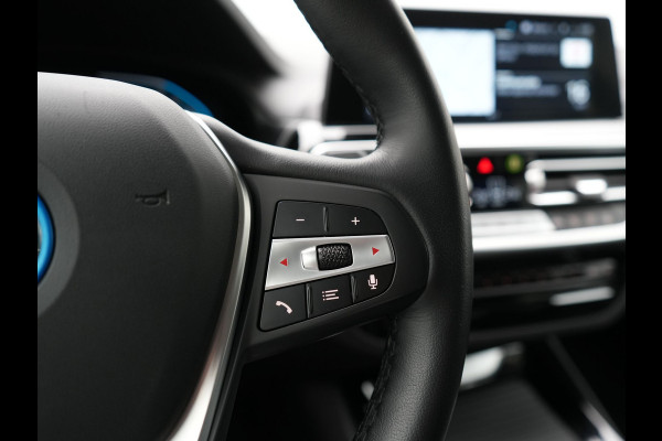BMW X3 xDrive30e High Executive FACELIFT PHEV 293pk | Trekhaak Af Fabriek | Head Up | Camera | Harman / Kardon | Lederen Sportstoelen Memory & Ventilatie | Keyless | Blis | Stoelen & Stuur Verwarmd | Apple Carplay | Navigatie | DAB | Plug In Hybrid |