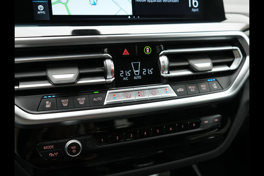 BMW X3 xDrive30e High Executive FACELIFT PHEV 293pk | Trekhaak Af Fabriek | Head Up | Camera | Harman / Kardon | Lederen Sportstoelen Memory & Ventilatie | Keyless | Blis | Stoelen & Stuur Verwarmd | Apple Carplay | Navigatie | DAB | Plug In Hybrid |