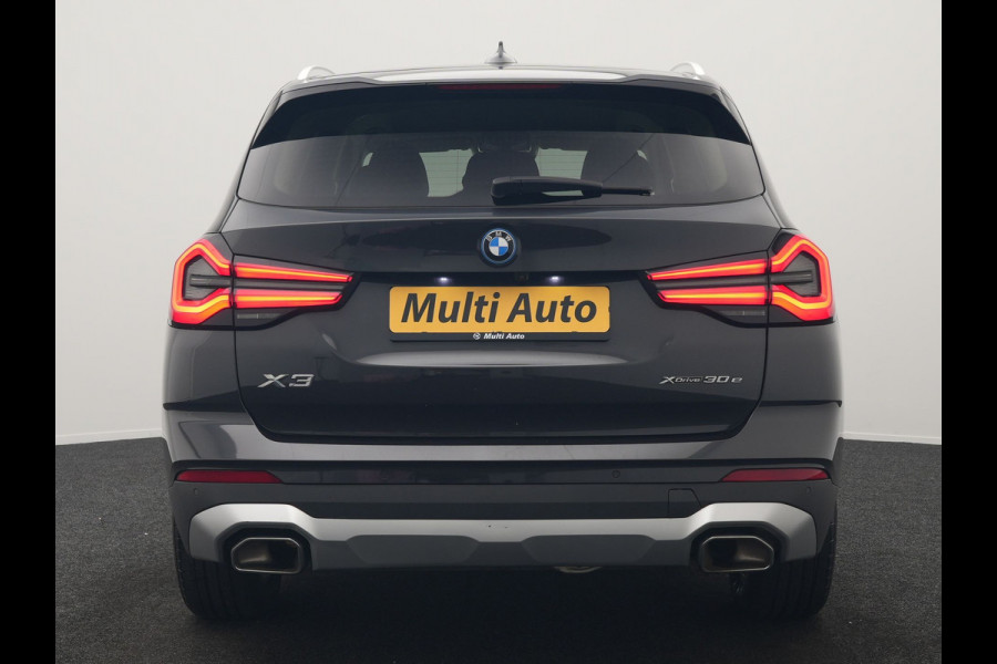 BMW X3 xDrive30e High Executive FACELIFT PHEV 293pk | Trekhaak Af Fabriek | Head Up | Camera | Harman / Kardon | Lederen Sportstoelen Memory & Ventilatie | Keyless | Blis | Stoelen & Stuur Verwarmd | Apple Carplay | Navigatie | DAB | Plug In Hybrid |