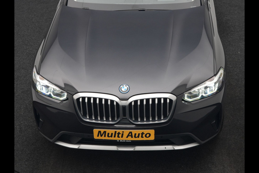 BMW X3 xDrive30e High Executive FACELIFT PHEV 293pk | Trekhaak Af Fabriek | Head Up | Camera | Harman / Kardon | Lederen Sportstoelen Memory & Ventilatie | Keyless | Blis | Stoelen & Stuur Verwarmd | Apple Carplay | Navigatie | DAB | Plug In Hybrid |