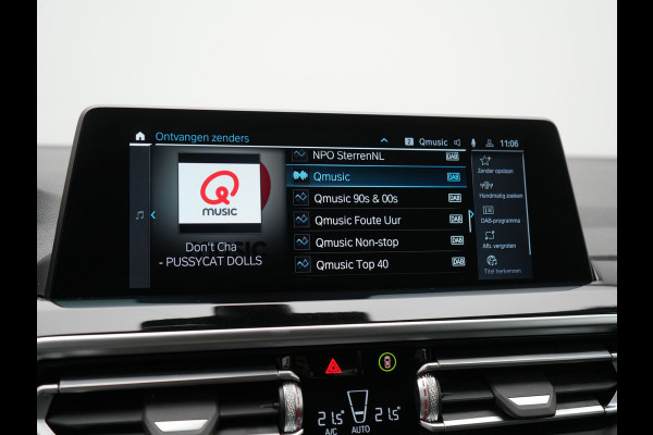 BMW X3 xDrive30e High Executive FACELIFT PHEV 293pk | Trekhaak Af Fabriek | Head Up | Camera | Harman / Kardon | Lederen Sportstoelen Memory & Ventilatie | Keyless | Blis | Stoelen & Stuur Verwarmd | Apple Carplay | Navigatie | DAB | Plug In Hybrid |