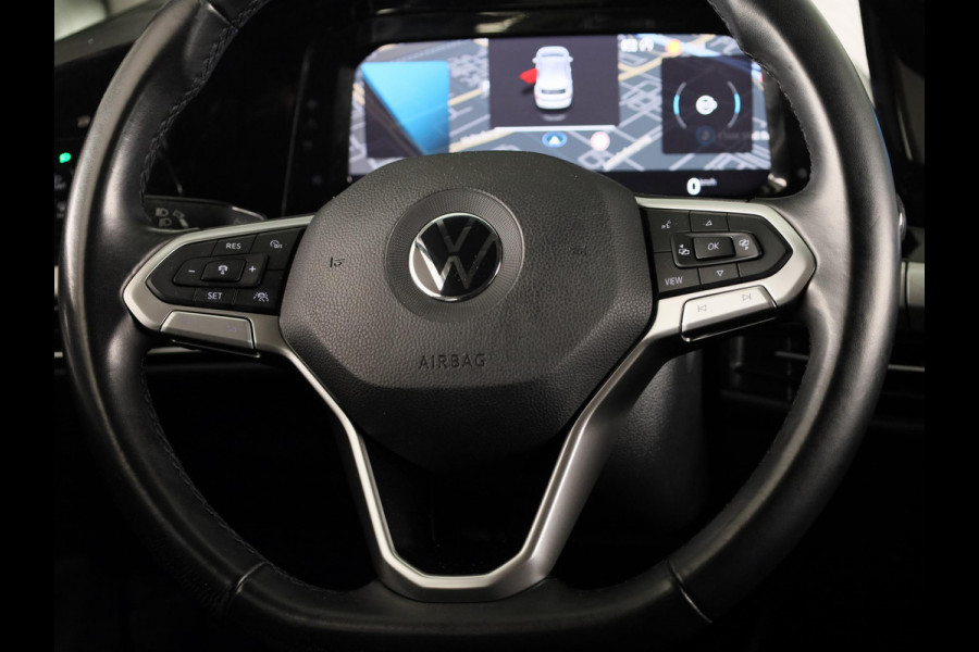 Volkswagen Golf 1.5 TSI Life Business 130 pk | Navigatie | Parkeersensoren (Park assist) | Adaptieve cruise control | Elektr. bestuurdersstoel | Autom. airco |