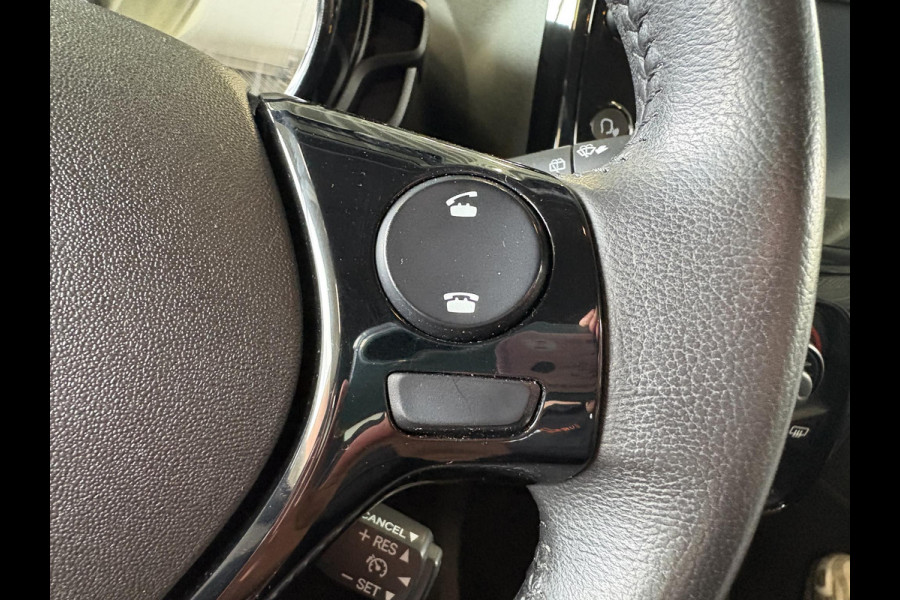 Citroën C1 1.0 VTi Shine Navigatie Camera Airco DAB Apple Carplay/Android Auto