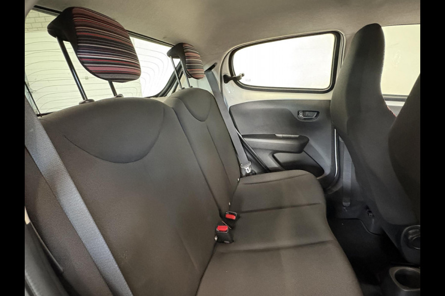 Citroën C1 1.0 VTi Shine Navigatie Camera Airco DAB Apple Carplay/Android Auto