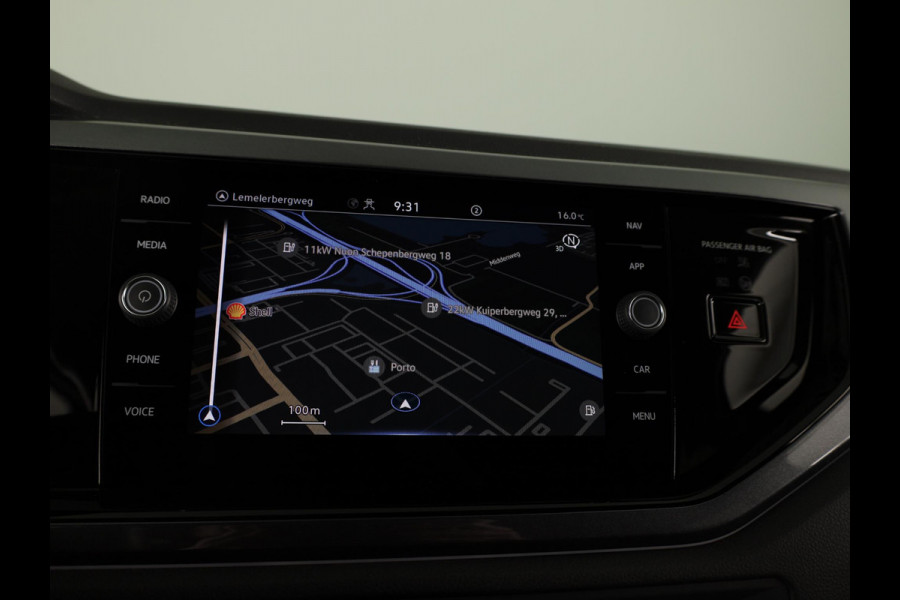 Volkswagen Polo 1.0 TSI Style 95 pk Automaat (DSG) | Navigatie | Parkeersensoren | Achteruitrijcamera | Matrix LED koplampen | Stoelverwarming |