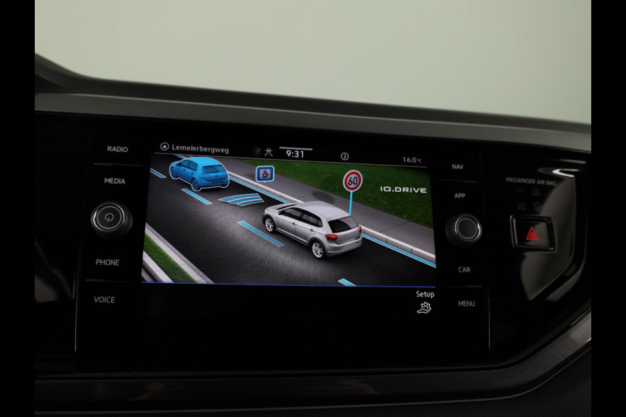 Volkswagen Polo 1.0 TSI Style 95 pk Automaat (DSG) | Navigatie | Parkeersensoren | Achteruitrijcamera | Matrix LED koplampen | Stoelverwarming |