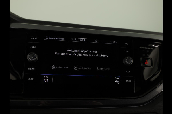 Volkswagen Polo 1.0 TSI Style 95 pk Automaat (DSG) | Navigatie | Parkeersensoren | Achteruitrijcamera | Matrix LED koplampen | Stoelverwarming |