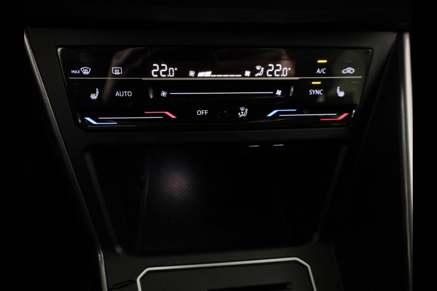 Volkswagen Polo 1.0 TSI Style 95 pk Automaat (DSG) | Navigatie | Parkeersensoren | Achteruitrijcamera | Matrix LED koplampen | Stoelverwarming |