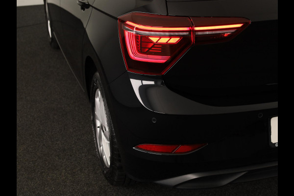 Volkswagen Polo 1.0 TSI Style 95 pk Automaat (DSG) | Navigatie | Parkeersensoren | Achteruitrijcamera | Matrix LED koplampen | Stoelverwarming |