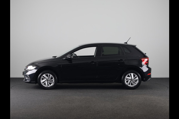 Volkswagen Polo 1.0 TSI Style 95 pk Automaat (DSG) | Navigatie | Parkeersensoren | Achteruitrijcamera | Matrix LED koplampen | Stoelverwarming |
