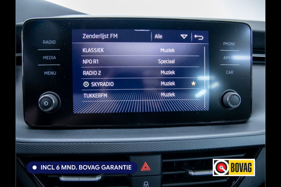 Škoda SCALA 1.0 TSI Ambition Comfort Automaat 110 PK | All-season | Stoel- stuurverwarming Climate control , Apple Carplay, Android auto, PDC achter All season banden