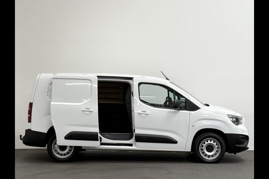 Opel Combo 1.5D L2H1 Edition Automaat Navigatie Parkeersensoren App-connect DAB+ Trekhaak