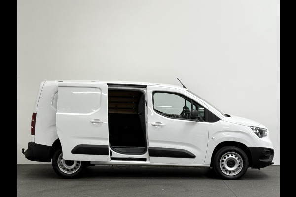 Opel Combo 1.5D L2H1 Edition Automaat Navigatie Parkeersensoren App-connect DAB+ Trekhaak