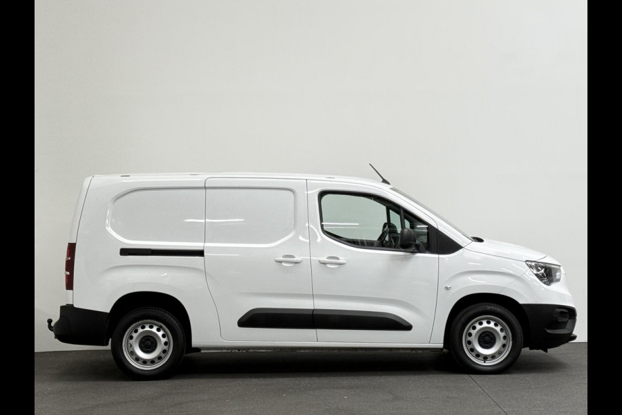 Opel Combo 1.5D L2H1 Edition Automaat Navigatie Parkeersensoren App-connect DAB+ Trekhaak