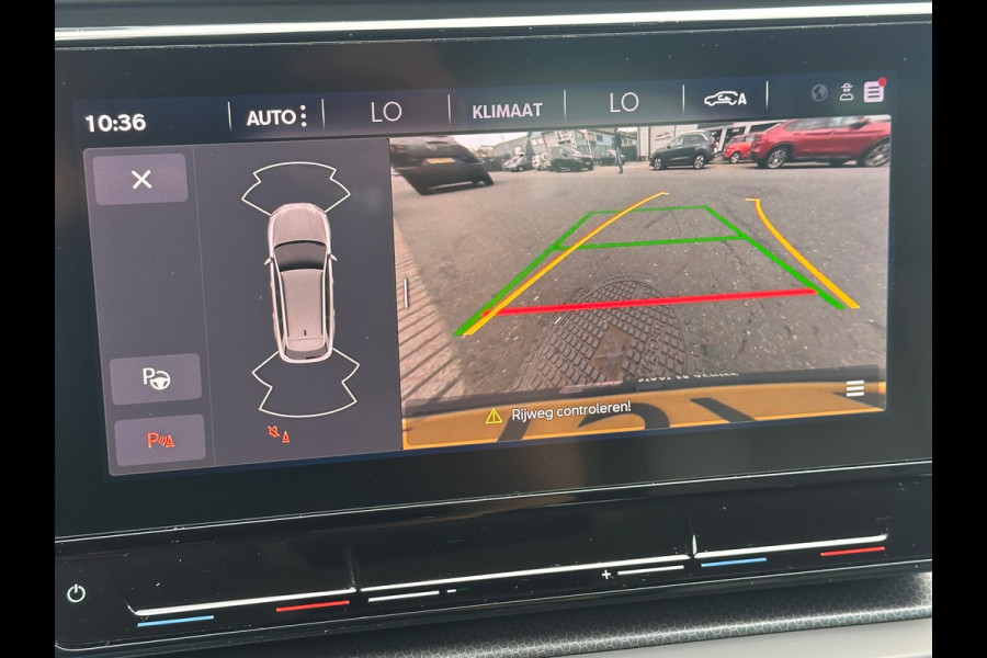 Seat Leon Sportstourer 1.5 TSI Style Launch Edition |TREKHAAK| ACC|CAMERA|