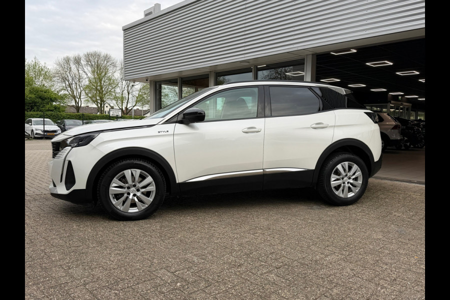 Peugeot 3008 1.2 PureTech Allure Pack Business 130 Pk | Navigatie | Cruise | Camera | Clima | 17".