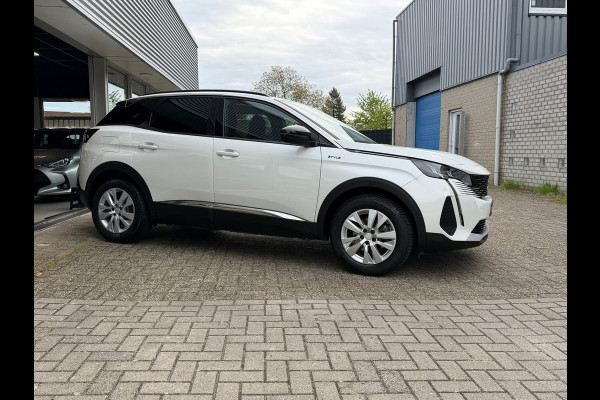 Peugeot 3008 1.2 PureTech Allure Pack Business 130 Pk | Navigatie | Cruise | Camera | Clima | 17".