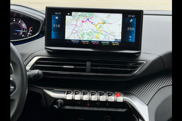 Peugeot 3008 1.2 PureTech Allure Pack Business 130 Pk | Navigatie | Cruise | Camera | Clima | 17".
