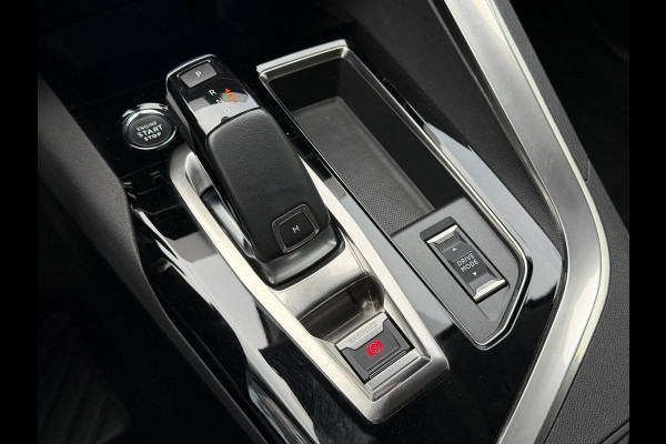 Peugeot 3008 1.2 PureTech Allure Pack Business 130 Pk | Navigatie | Cruise | Camera | Clima | 17".