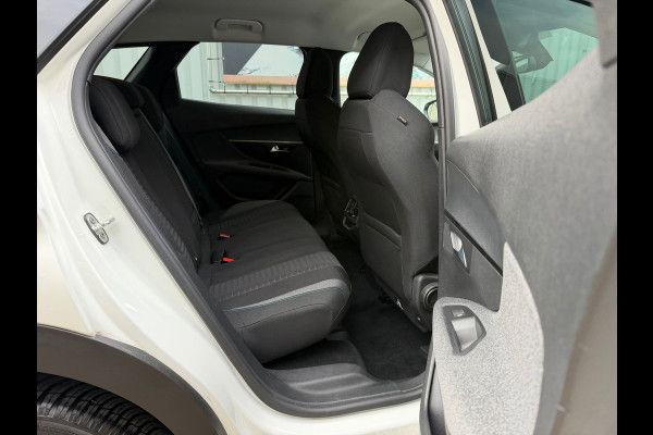 Peugeot 3008 1.2 PureTech Allure Pack Business 130 Pk | Navigatie | Cruise | Camera | Clima | 17".