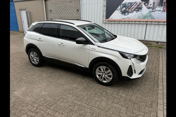 Peugeot 3008 1.2 PureTech Allure Pack Business 130 Pk | Navigatie | Cruise | Camera | Clima | 17".