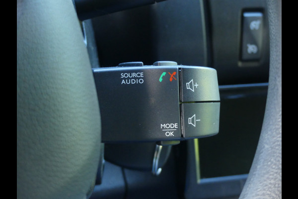 Renault Trafic 2.0 dCi 145 T29 L2 Navigatie/Trekhaak/PDC/Camera