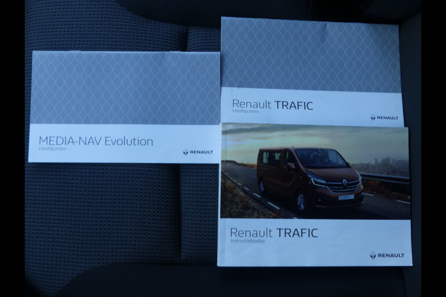 Renault Trafic 2.0 dCi 145 T29 L2 Navigatie/Trekhaak/PDC/Camera