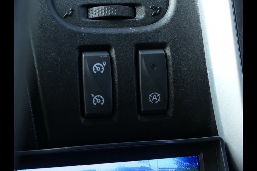 Renault Trafic 2.0 dCi 145 T29 L2 Navigatie/Trekhaak/PDC/Camera