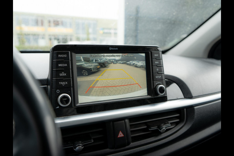 Kia Picanto 1.0 CVVT Design Edition | Trekhaak | Navigatie | Achteruitrijcamera | Climate control |
