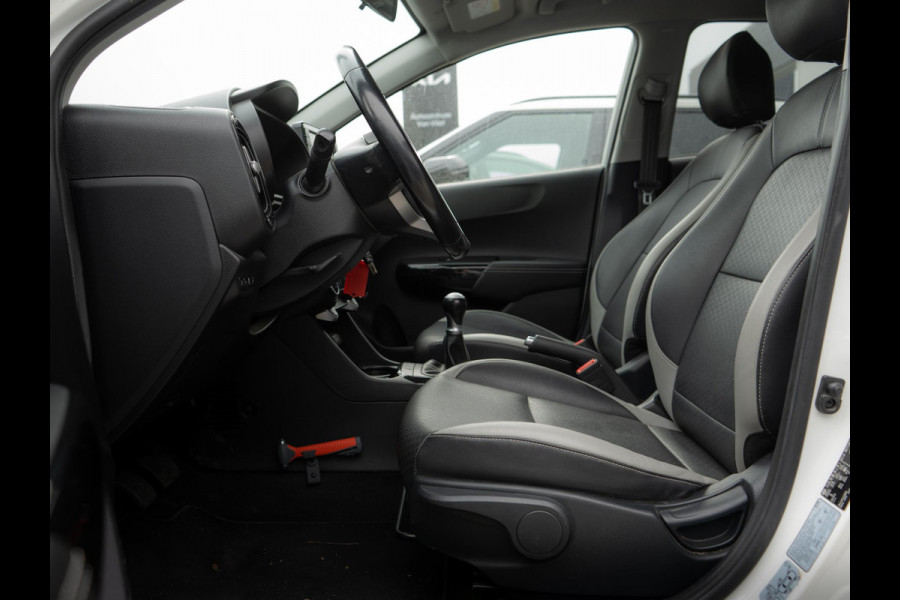 Kia Picanto 1.0 CVVT Design Edition | Trekhaak | Navigatie | Achteruitrijcamera | Climate control |