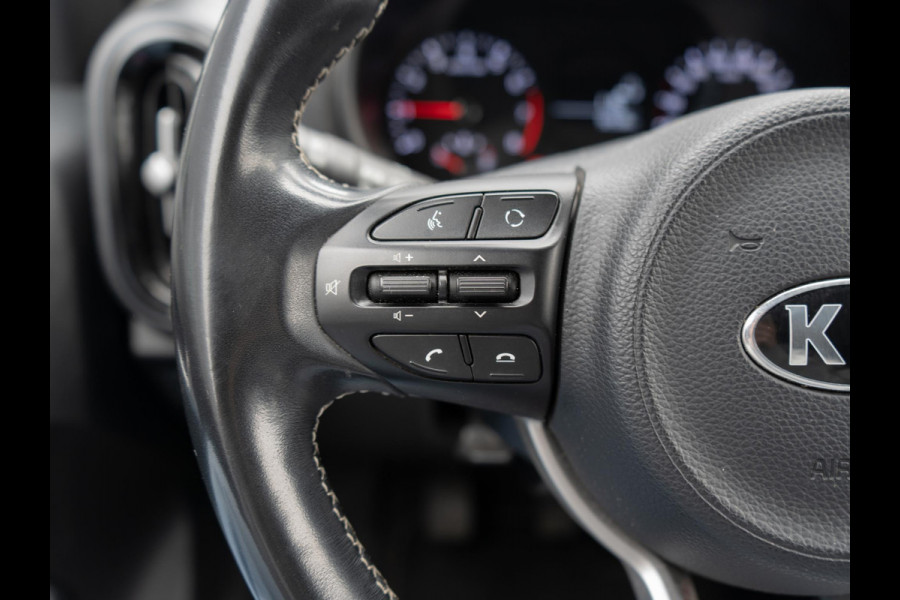 Kia Picanto 1.0 CVVT Design Edition | Trekhaak | Navigatie | Achteruitrijcamera | Climate control |