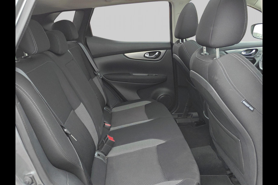 Nissan QASHQAI 1.2 N-Connecta | Navigatiesysteem | Trekhaak! | Panoramadak