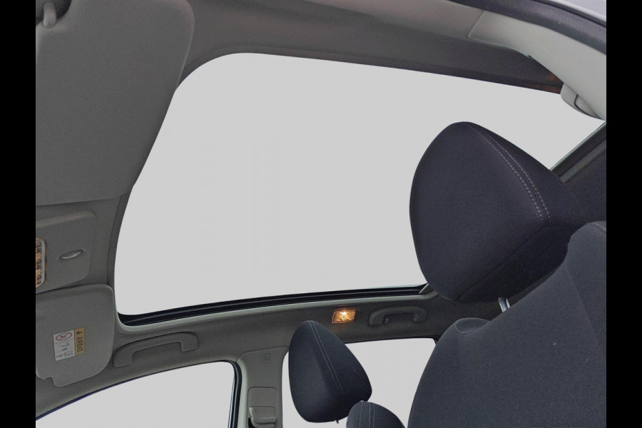 Nissan QASHQAI 1.2 N-Connecta | Navigatiesysteem | Trekhaak! | Panoramadak