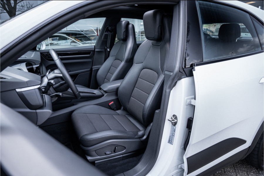 Porsche Macan 100 kWh ** Panodak ** 22inch ** BOSE ** Rijbereik 588km (WLTP) NL-auto ** NAP!!