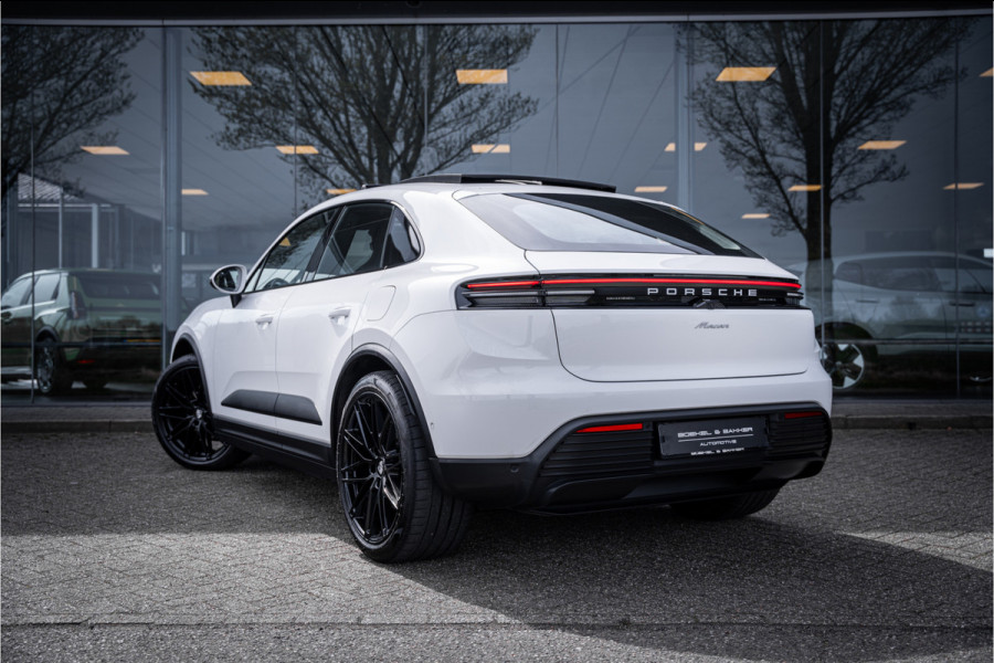 Porsche Macan 100 kWh ** Panodak ** 22inch ** BOSE ** Rijbereik 588km (WLTP) NL-auto ** NAP!!