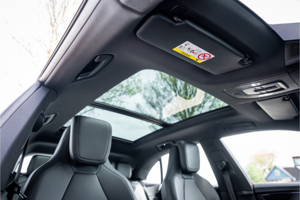 Porsche Macan 100 kWh ** Panodak ** 22inch ** BOSE ** Rijbereik 588km (WLTP) NL-auto ** NAP!!