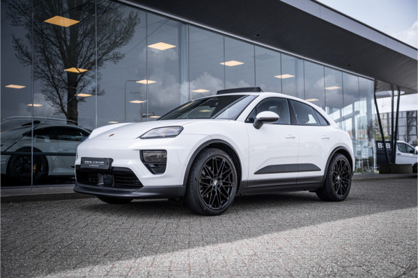 Porsche Macan 100 kWh ** Panodak ** 22inch ** BOSE ** Rijbereik 588km (WLTP) NL-auto ** NAP!!