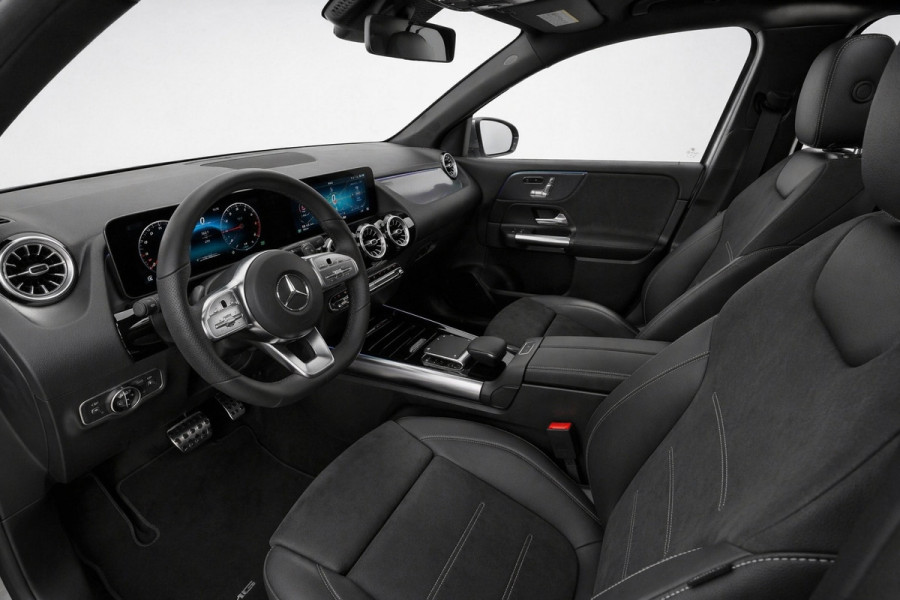 Mercedes-Benz B-Klasse 180 AMG line | Trekhaak Camera