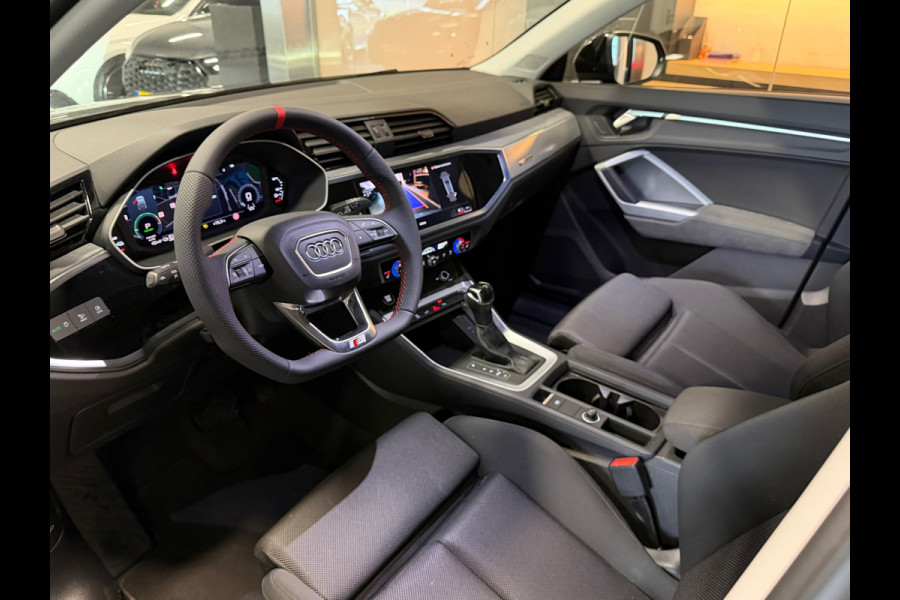 Audi Q3 Sportback 45 TFSI e S line Edition Camera Keyless 1e eigenaar