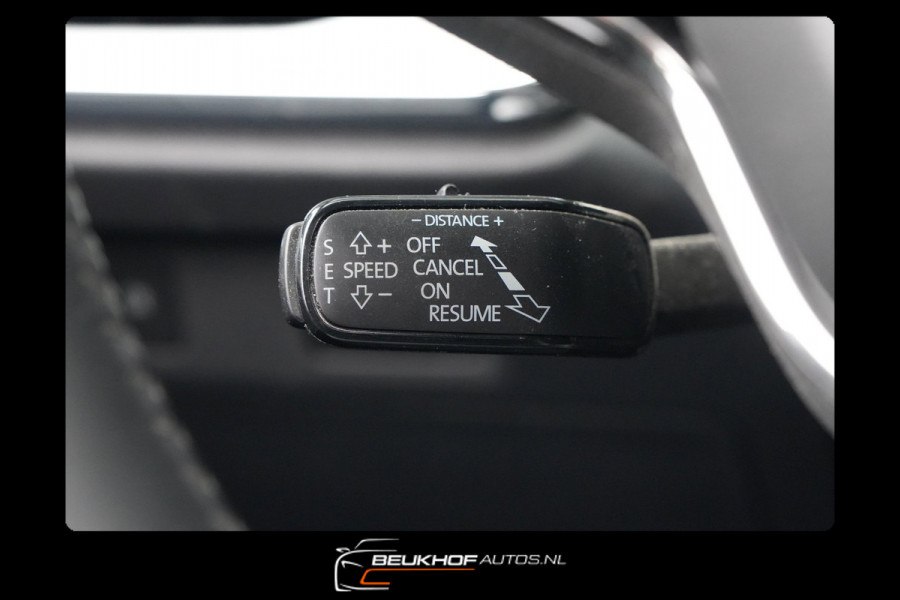 Škoda ENYAQ iV 60 Leer Carplay Trekhaak Pano Soh 91.5% Cam