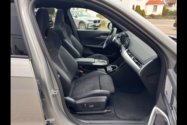 BMW X1 xDrive30e M-SPORT PRO ** LED, M-SPORTST, PANORAMA, TREKH, 20-inch LMV, HuD, ACC ** 1e EIG - ZEER EXCL ** ** INFORMEER OOK NAAR ONZE AANTREKKELIJKE FINANCIAL-LEASE TARIEVEN **